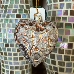 Heart 🧡 Shaped Ornaments Gold w/Sliver